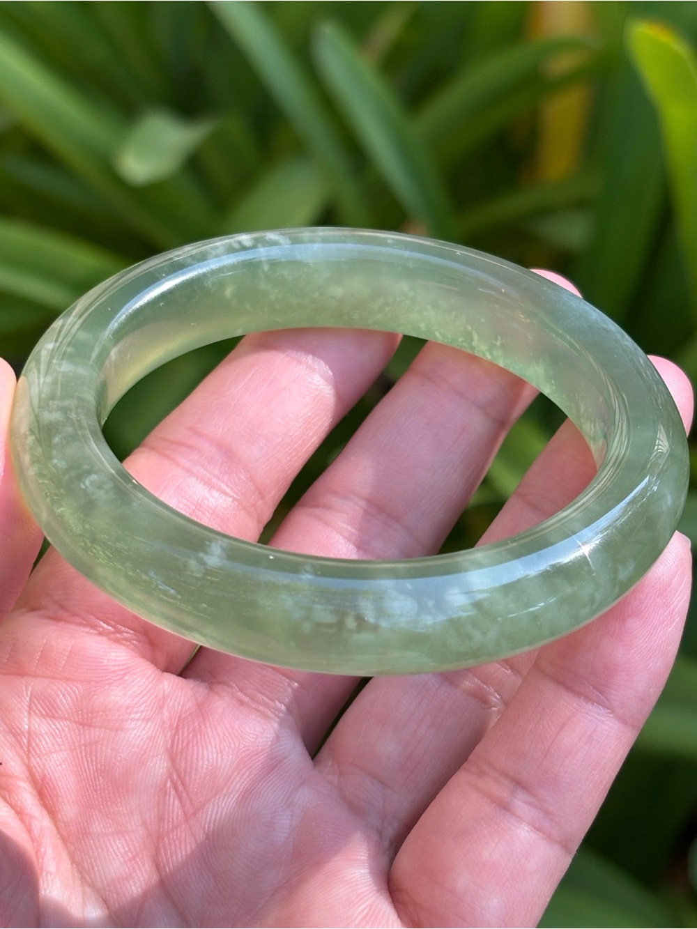 59mm Inner Diameter Translucent Green Xiuyu Jade Bangle 2566 - Picture 7 of 8